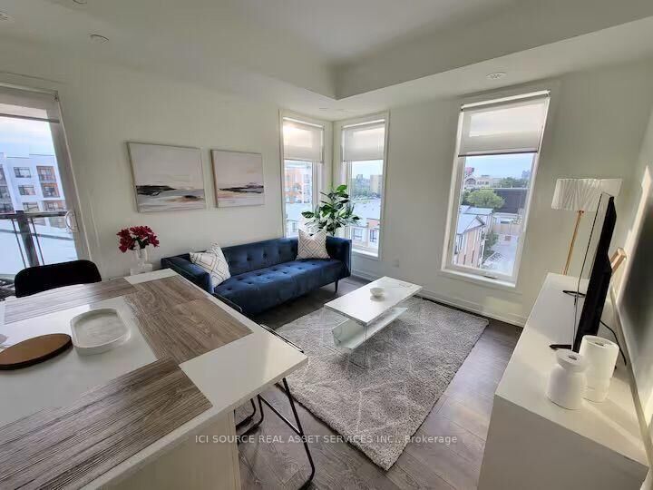 Property Photo:  135 Canon Jackson Drive 506  ON M6M 0C3 