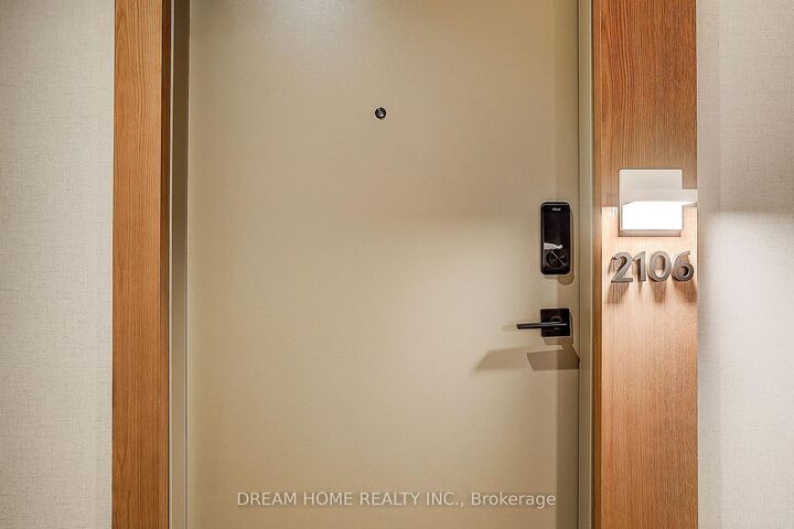 Property Photo:  1185 Dupont Street 2106  ON M6H 0G5 