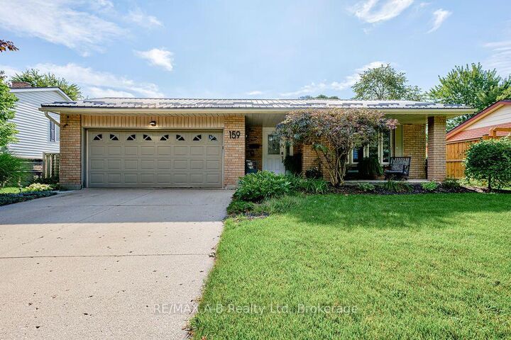 Property Photo:  159 Lightbourne Avenue  ON N4Z 1C8 