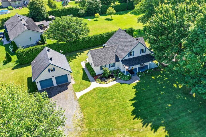 Property Photo:  1954 Farisita Drive  ON K0A 3H0 
