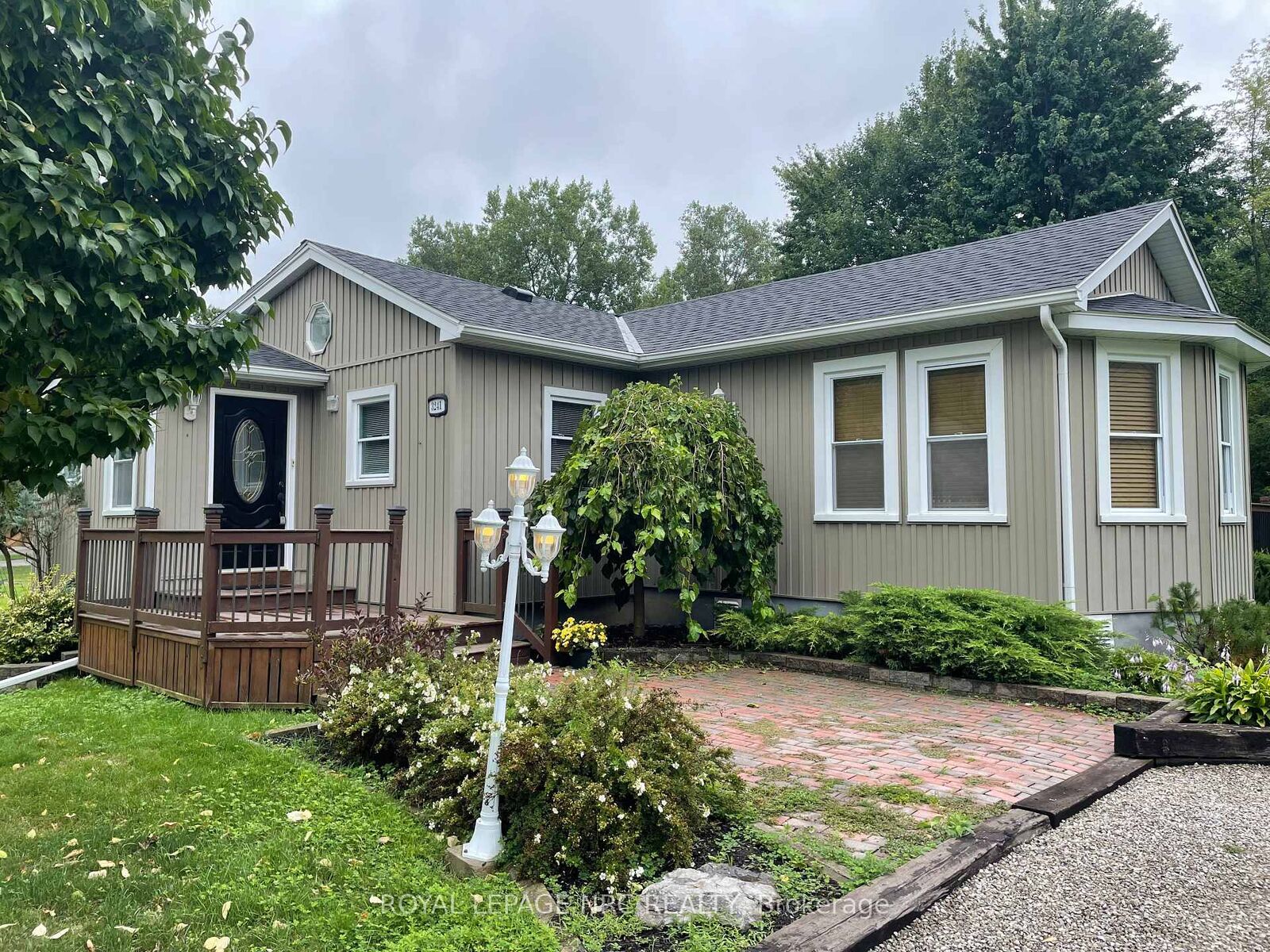 Property Photo:  3241 Grove Avenue  ON L0S 1N0 