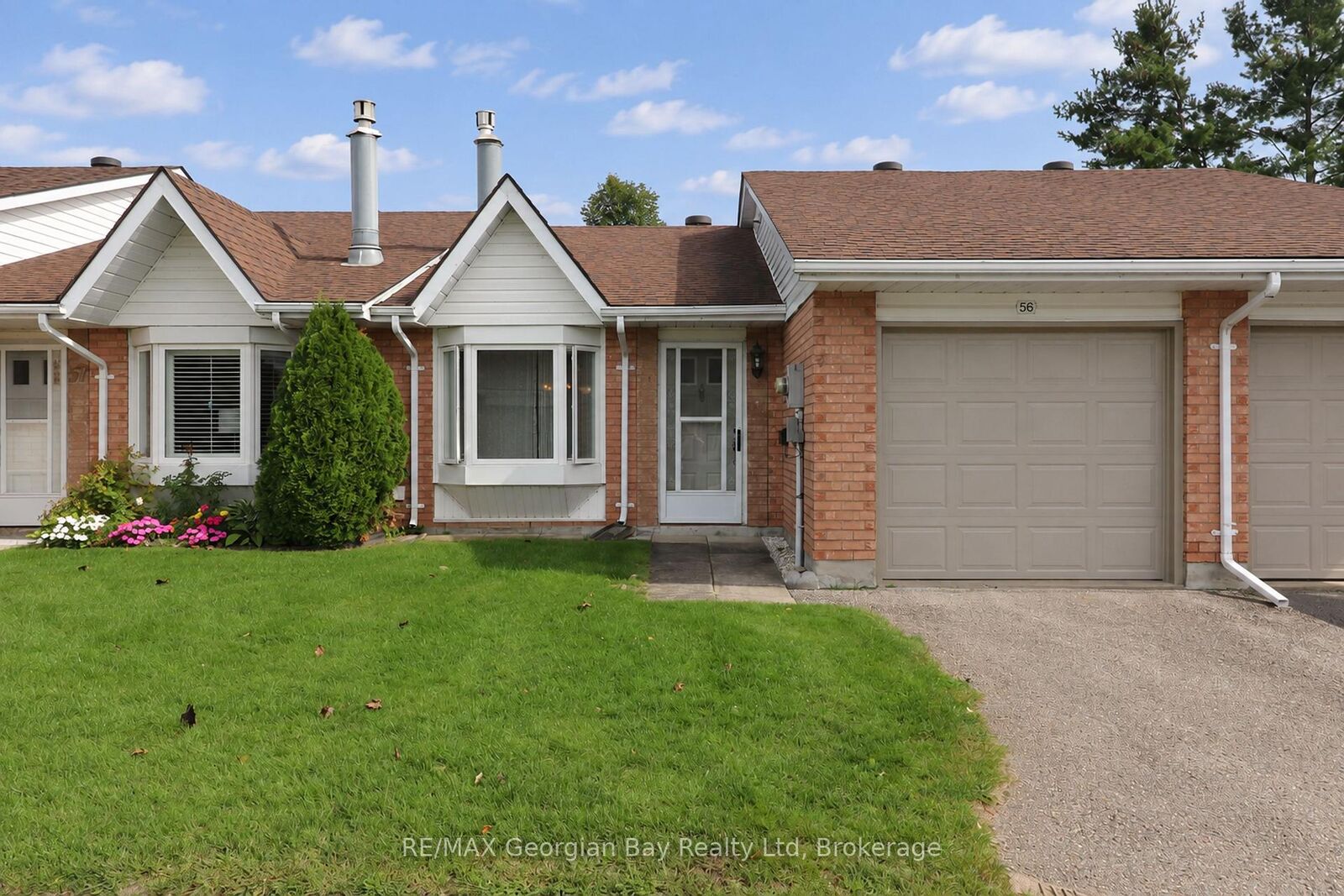 Property Photo:  696 King Street 56  ON L4R 5B6 