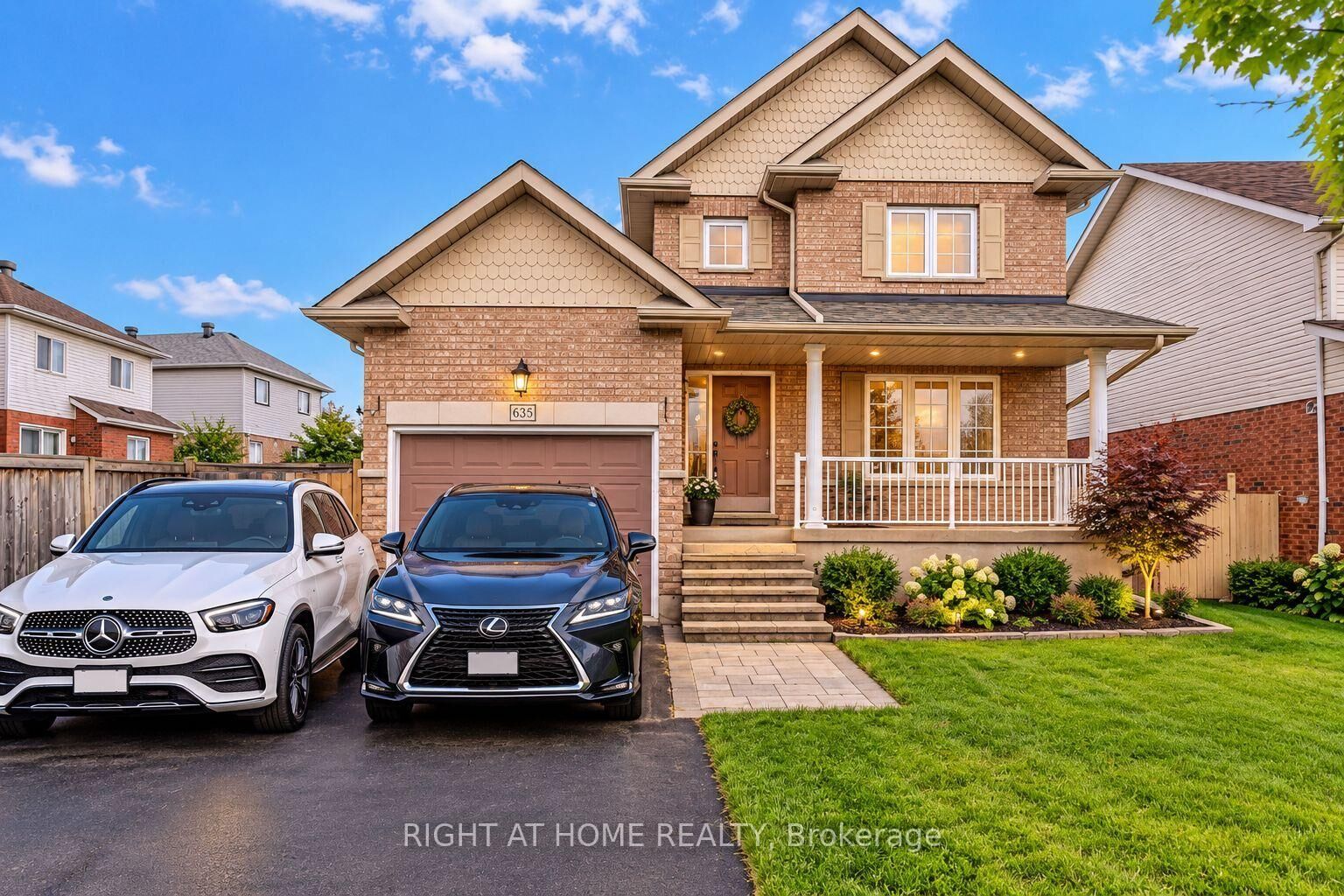 Property Photo:  635 Longworth Avenue  ON L1C 5B8 