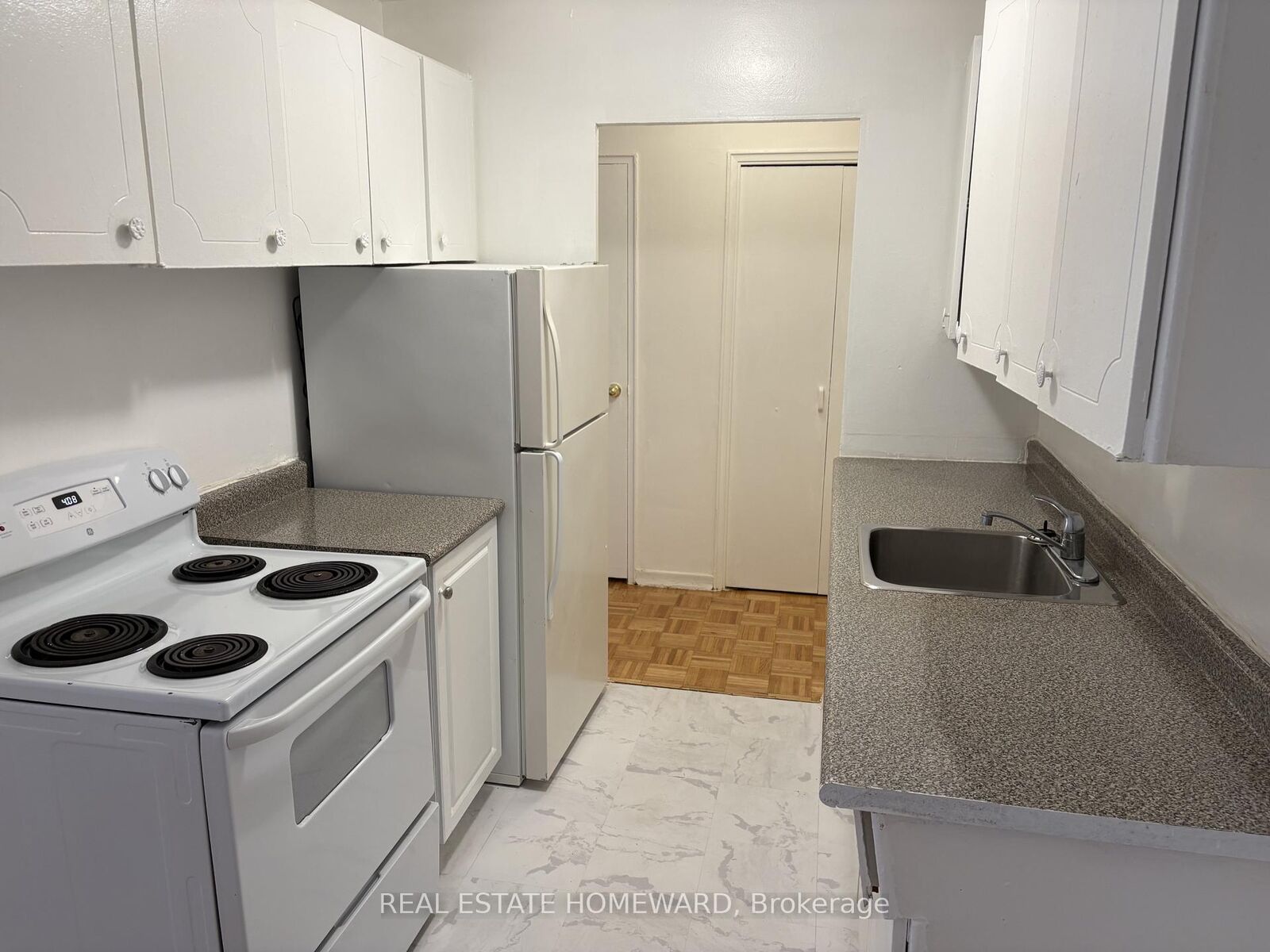 Property Photo:  1765 Lawrence Avenue E 106  ON M1R 2X8 