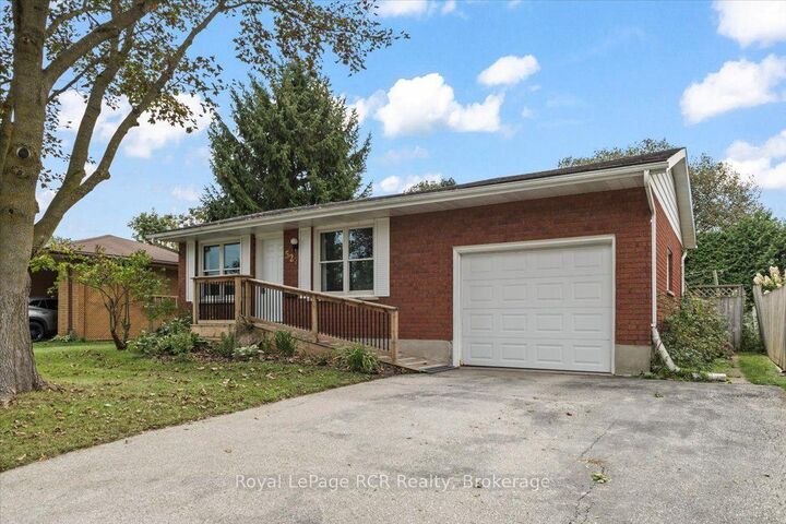 Property Photo:  527 2nd A Street  ON N4N 3P6 