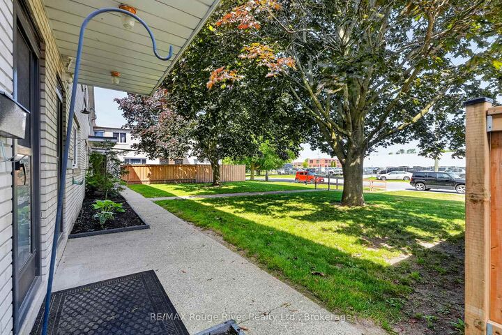 Property Photo:  137 Furnace Street 8  ON K9A 2E5 
