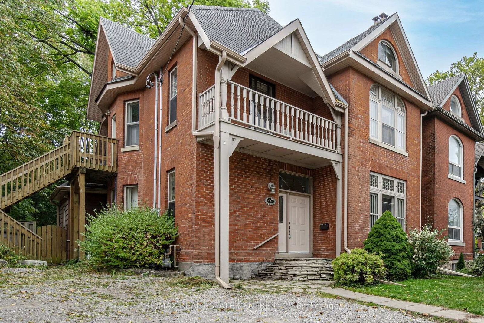 Property Photo:  267 Aberdeen Avenue Lower  ON L8P 2R2 