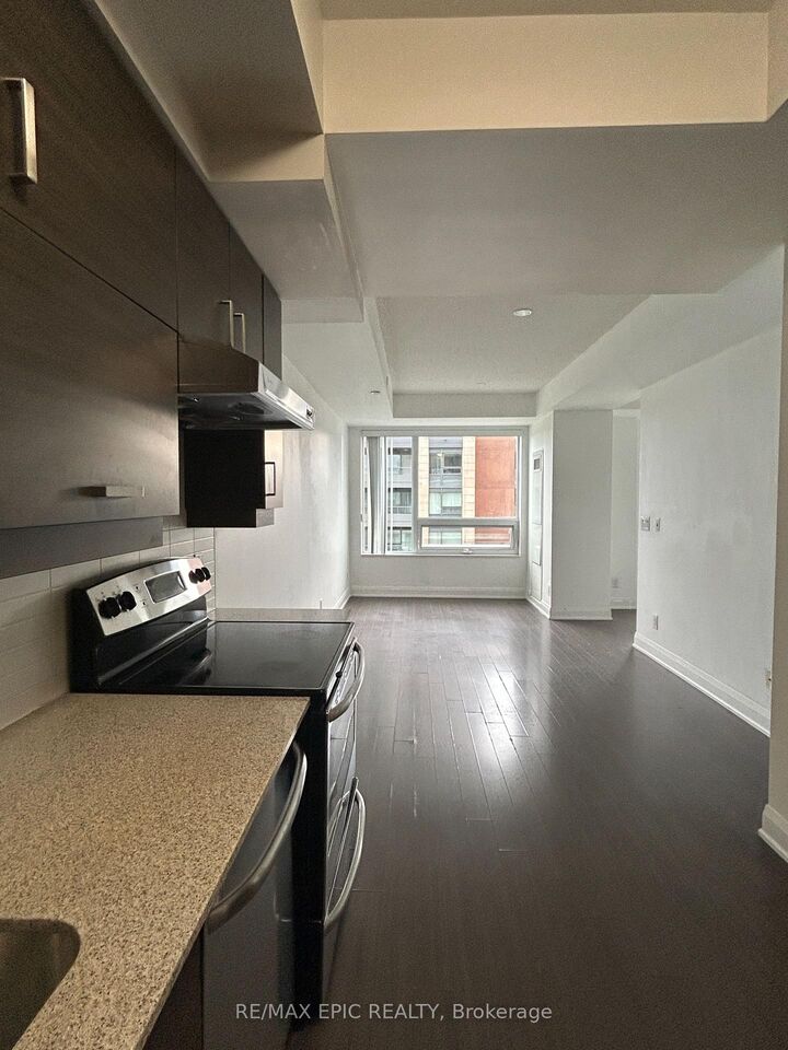 Property Photo:  1 Uptown Drive 609  ON L3R 5C1 