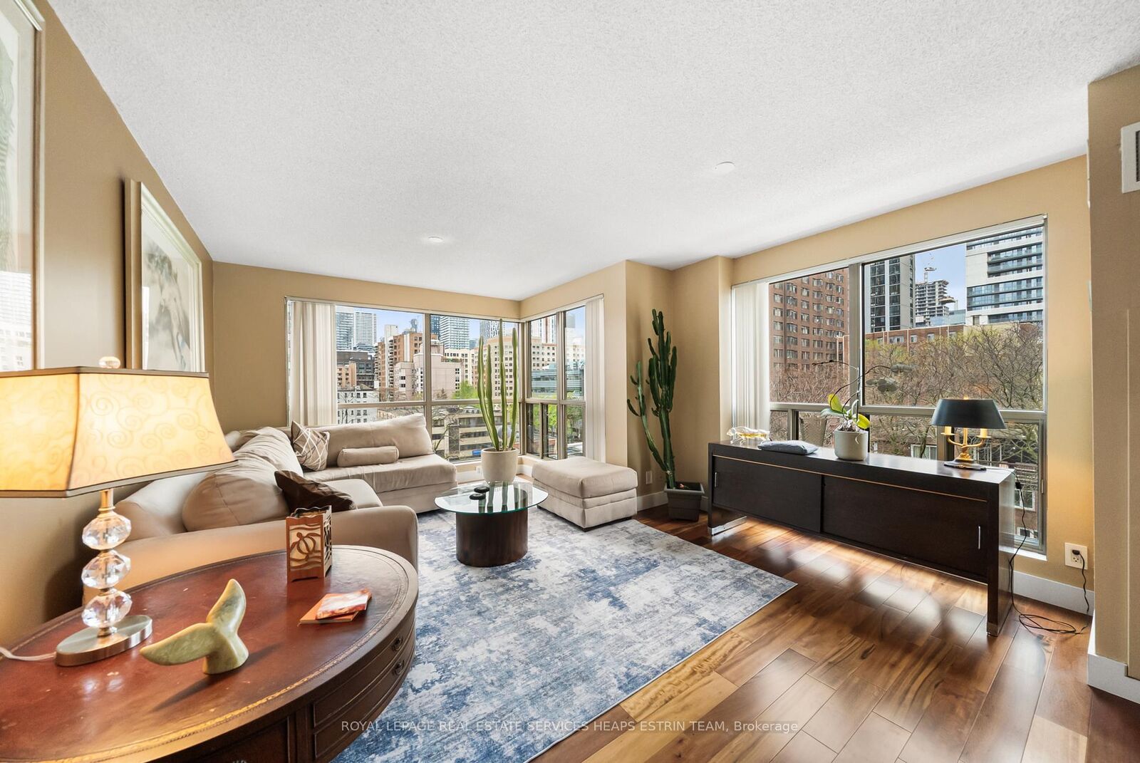 Property Photo:  298 Jarvis Street 507  ON M5B 2M4 