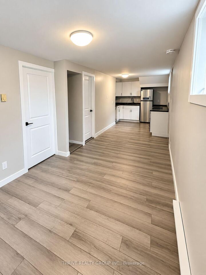 Property Photo:  118 Pine Lawn Avenue 3  ON N5Z 2R2 