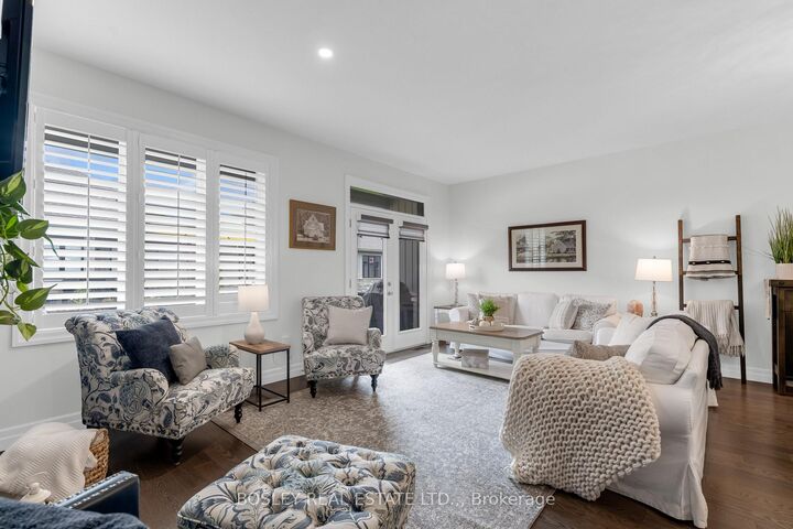 Property Photo: 34 Borden Trail ON L3C 0H1