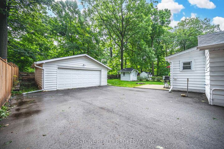 Property Photo:  3923 Algonquin Avenue  ON L9S 2M3 