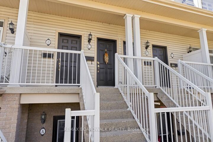 Property Photo:  109 Artesa Private C  ON K2S 0J8 
