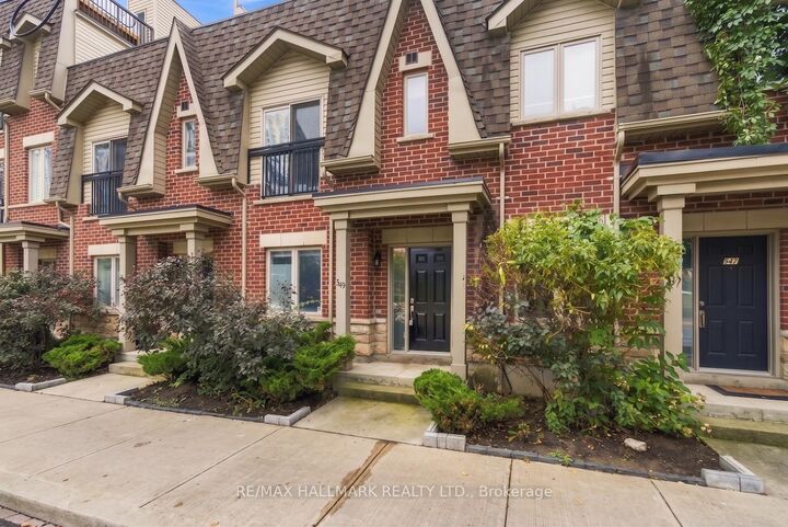 Property Photo:  549 Shuter Street  ON M5A 1X9 