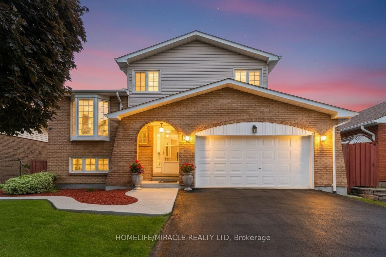 Property Photo:  37 Blackthorn Lane  ON L6V 3K7 