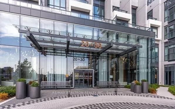 Property Photo:  30 Upper Mall Way S 3501  ON L4J 0L8 