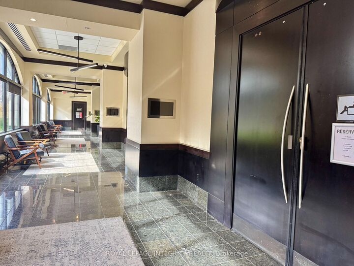 Property Photo:  435 Albert Street 902  ON K1R 7X4 