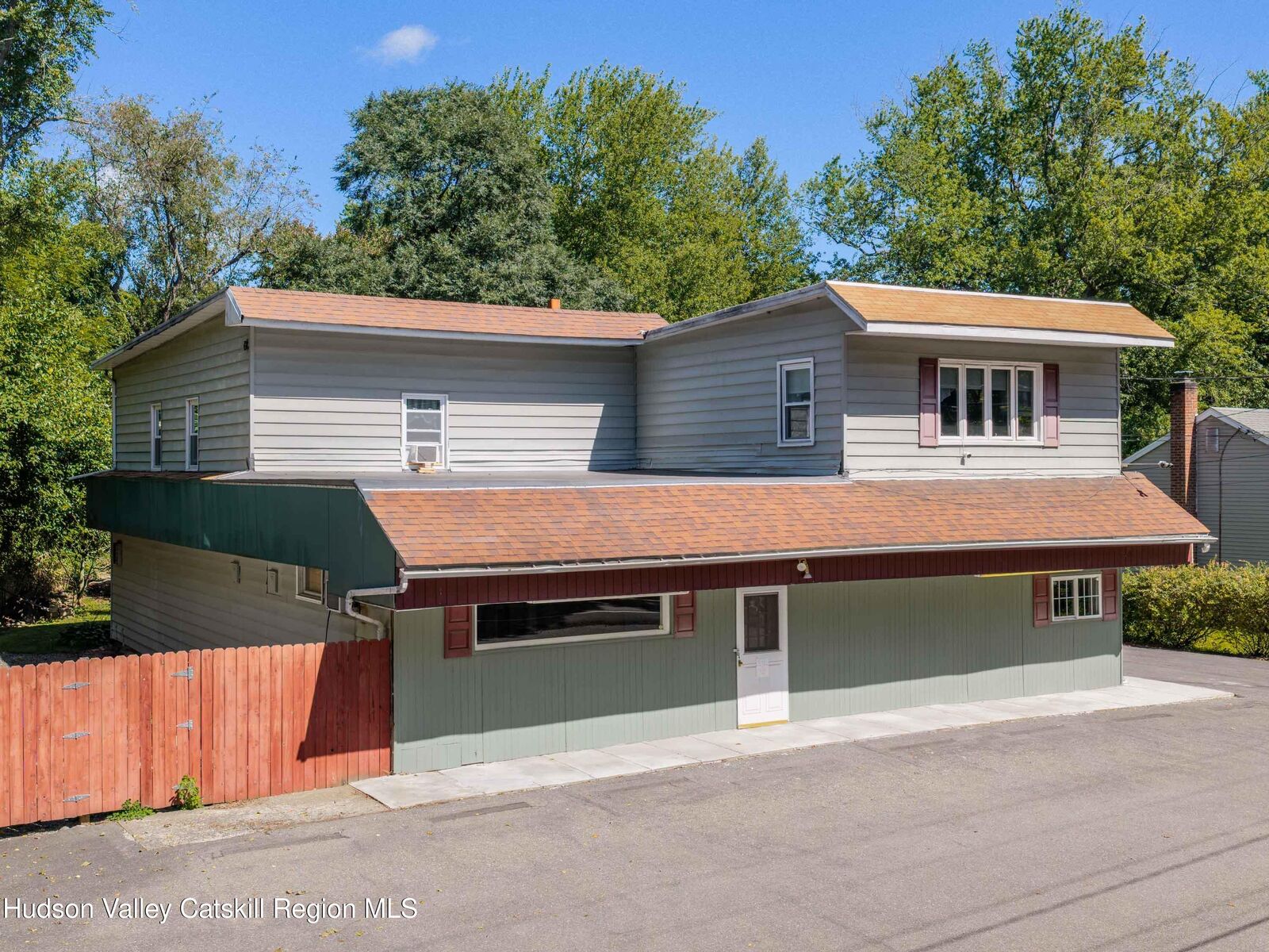 Property Photo:  706 Glasco  NY 12477 