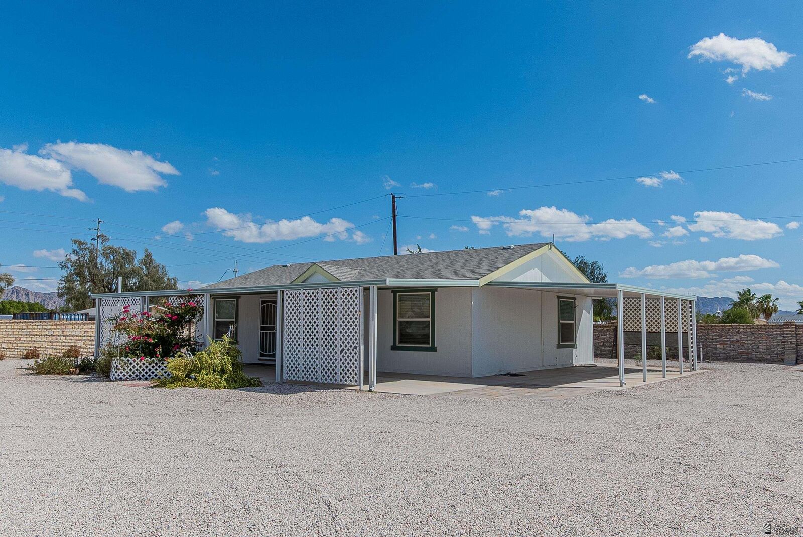 Property Photo: 12127 S Shell Ave AZ 85367