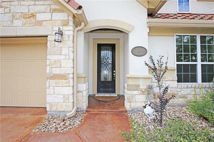 Property Photo:  12016 Versante Circle Vh39  TX 78726 