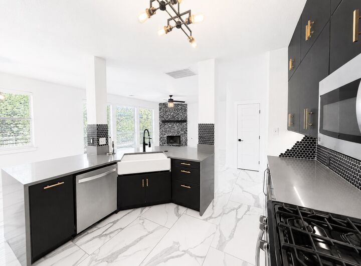 Property Photo: 1610 Juniper Ridge Loop TX 78613