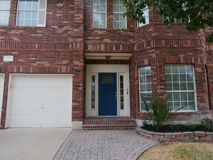 Property Photo: 2910 S Phoenix Cove TX 78665
