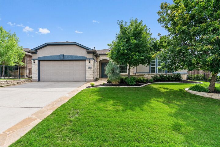 Property Photo:  509 Davis Mountain Circle  TX 78633 