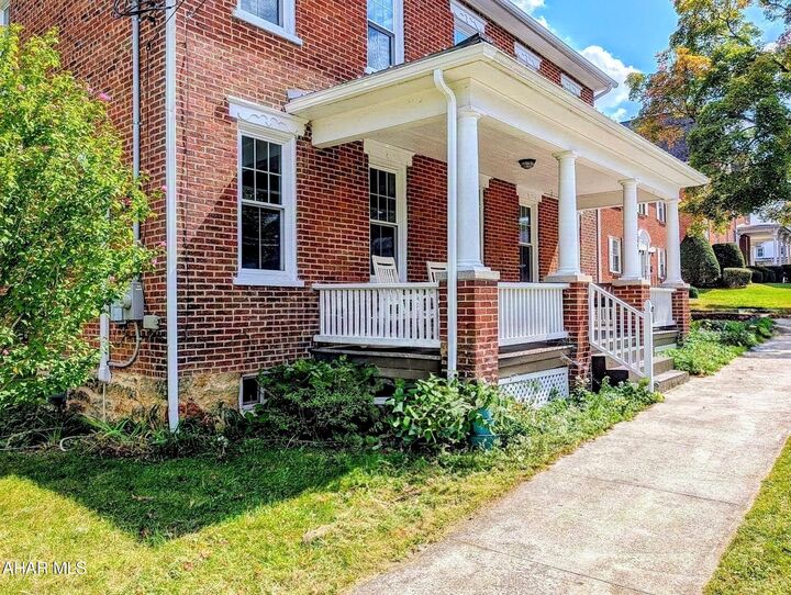 Property Photo: 229 S Thomas Street PA 15522