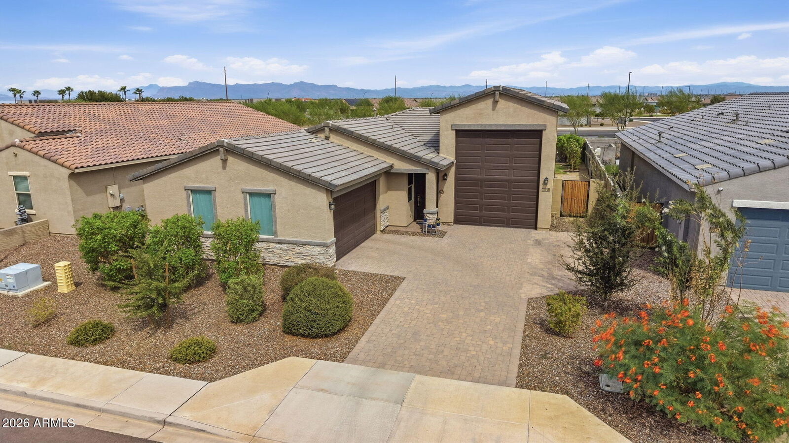Property Photo:  35735 N Thicket Way  AZ 85144 