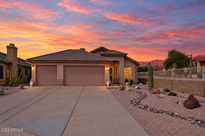 Property Photo: 8966 E Red Mountain Lane AZ 85118