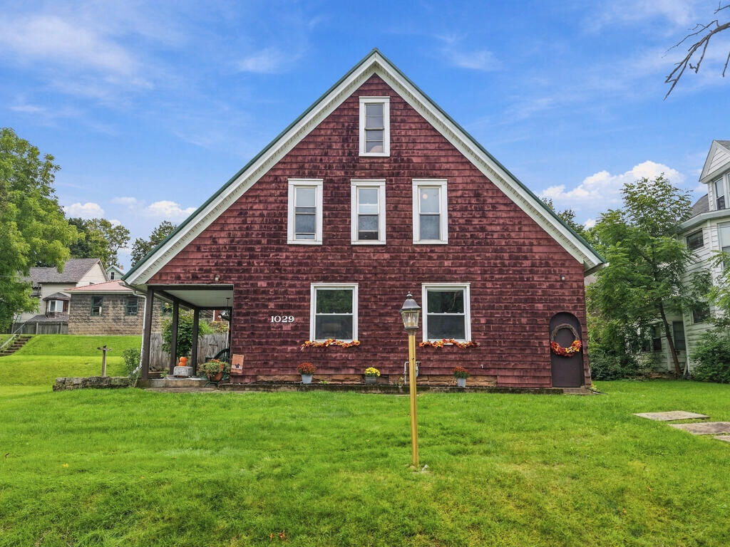 Property Photo: 1029 W. First Street PA 16301