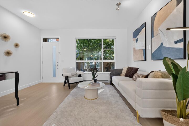 Property Photo:  2228 162 Street 148  BC V3Z 6P4 