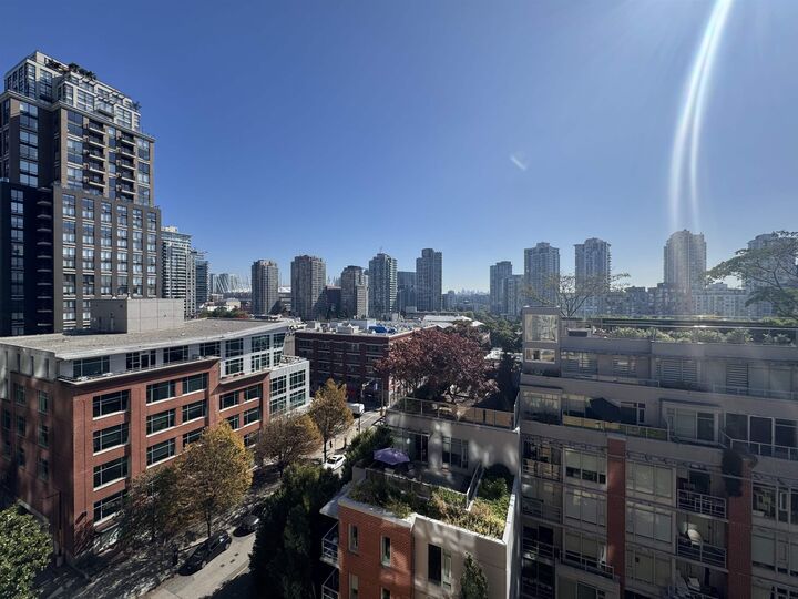 Property Photo:  488 Helmcken Street 903  BC V6B 6E4 