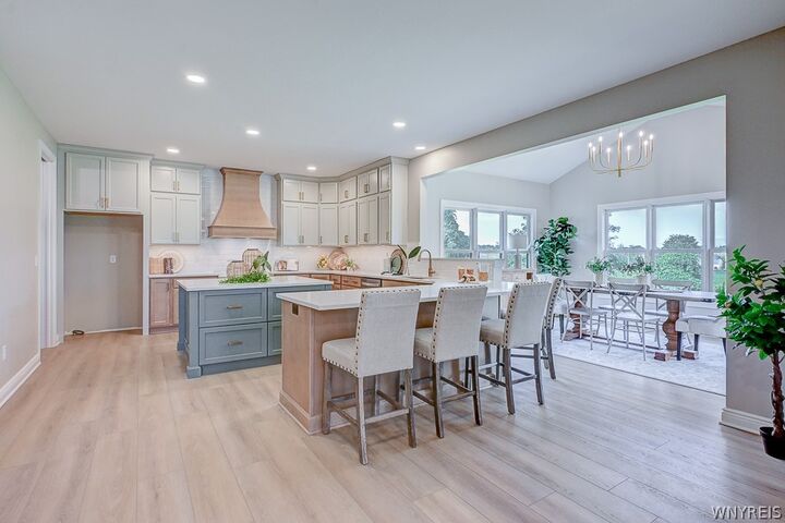 Property Photo: 5112 Kandefer's Trail NY 14221