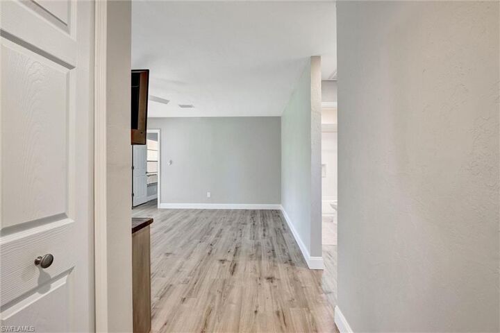 Property Photo: 1422 SW 50th St 66 FL 33914