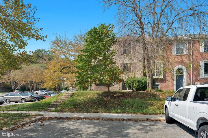 Property Photo:  10738 Bridlerein Terrace  MD 21044 