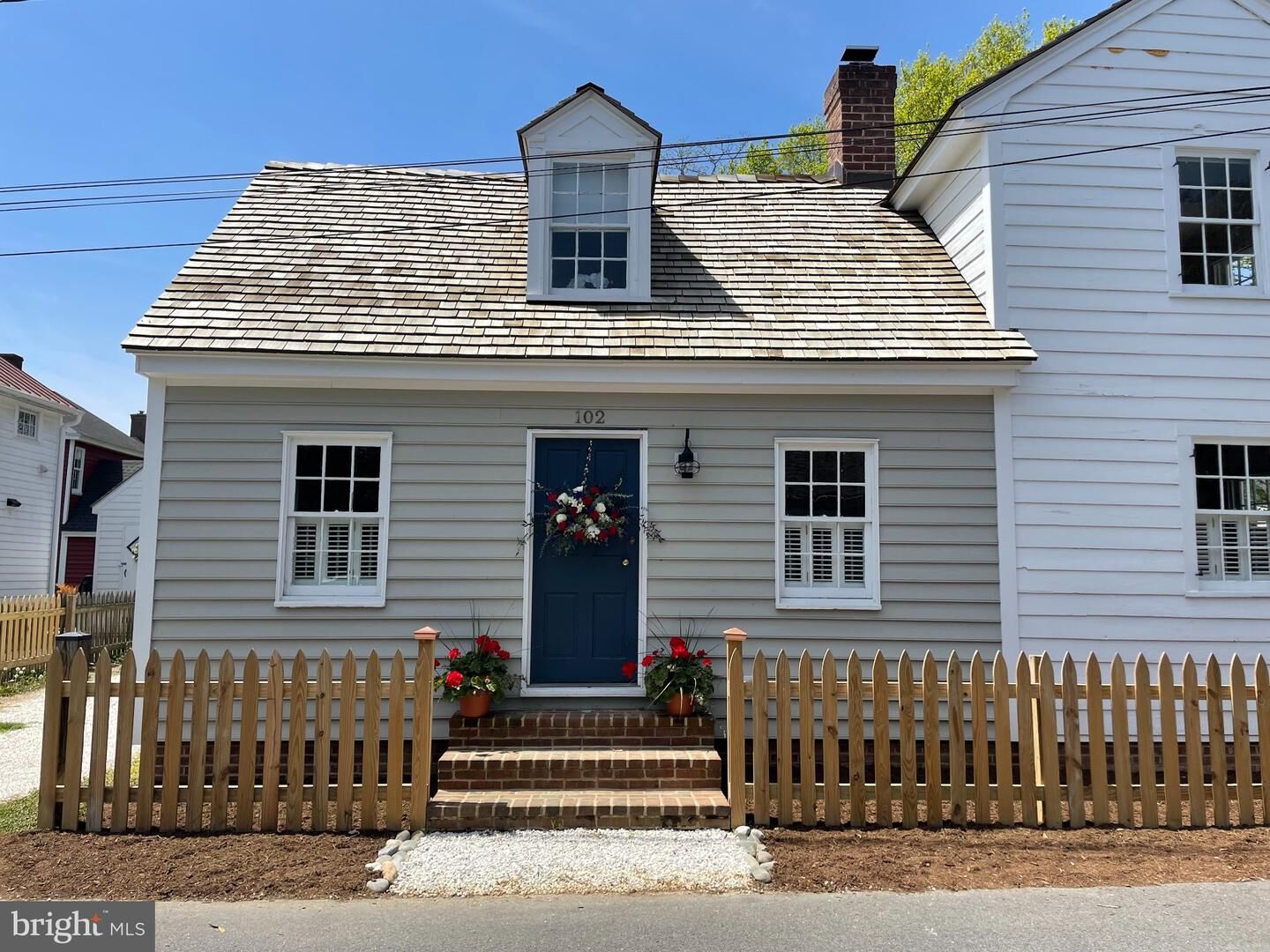 Property Photo:  102 Locust Street  MD 21663 