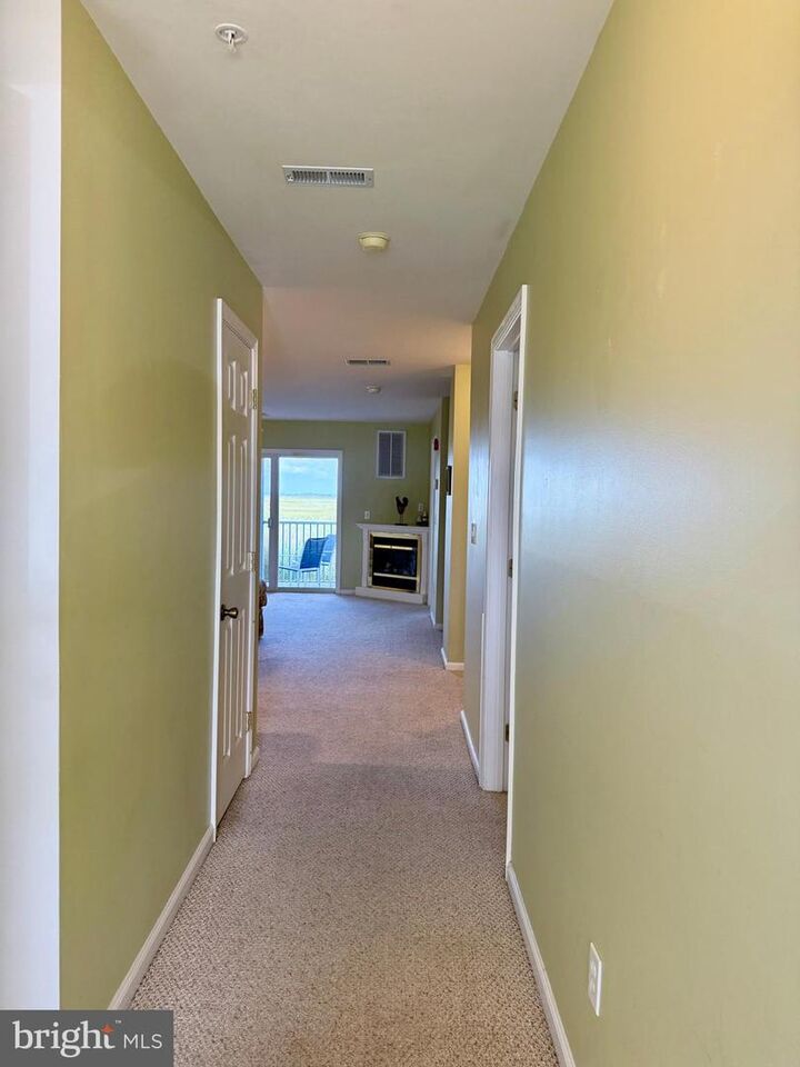 Property Photo: 37434 Pettinaro Drive 4701 DE 19970