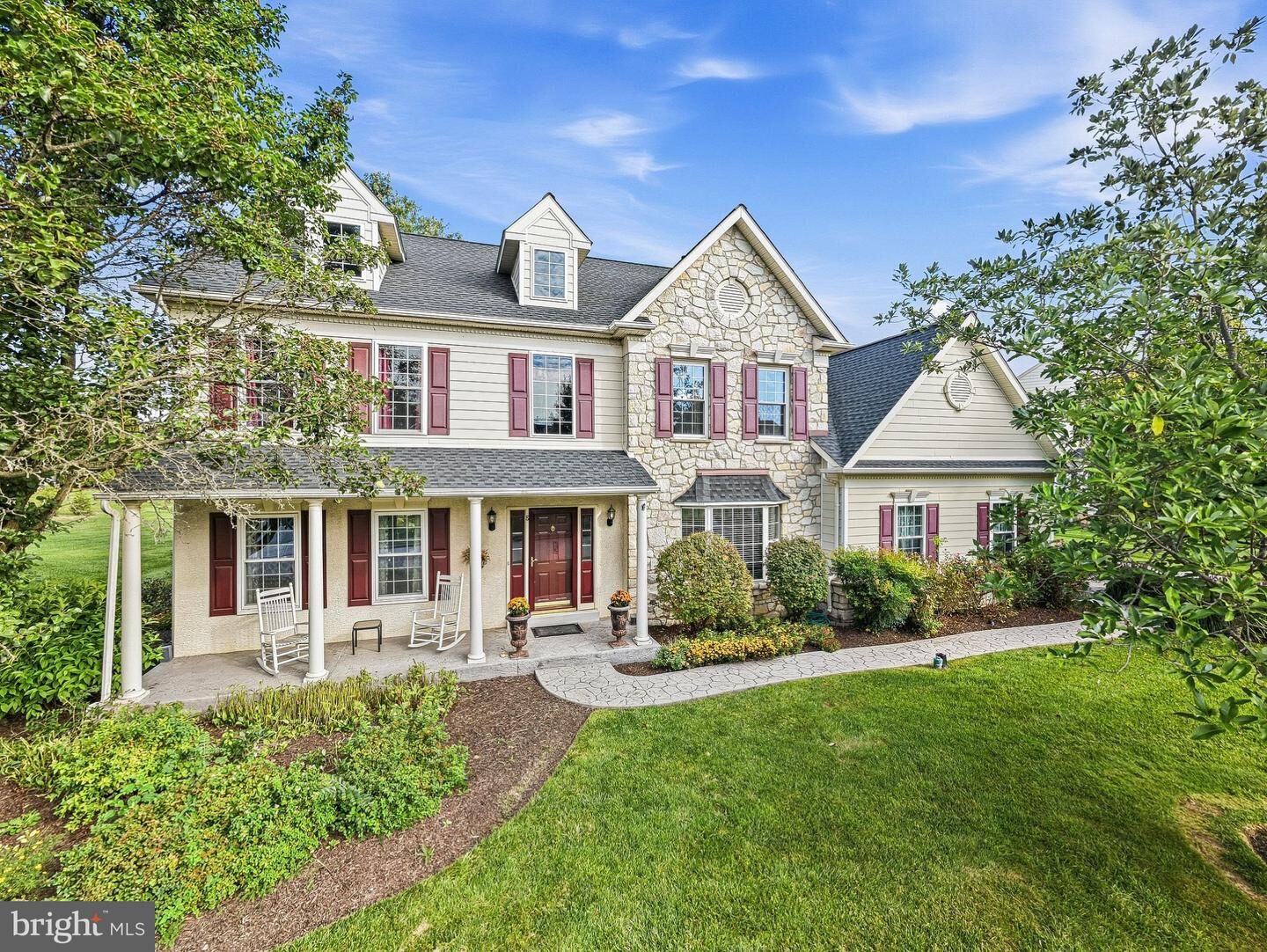 Property Photo:  8 Cameron Court  PA 19341 