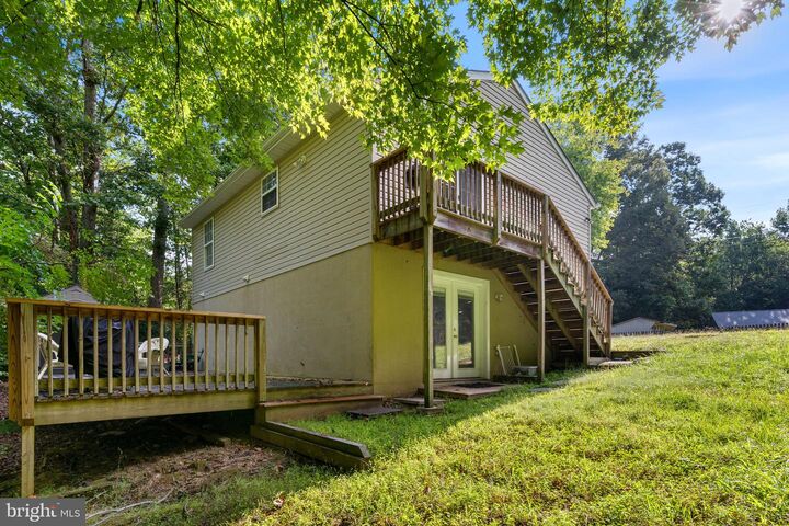 Property Photo:  464 Tumbleweed Trl  MD 20657 