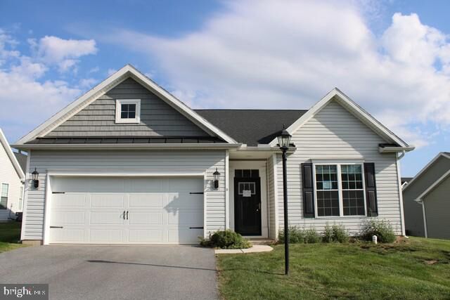 Property Photo: 8 Osprey Court PA 17325