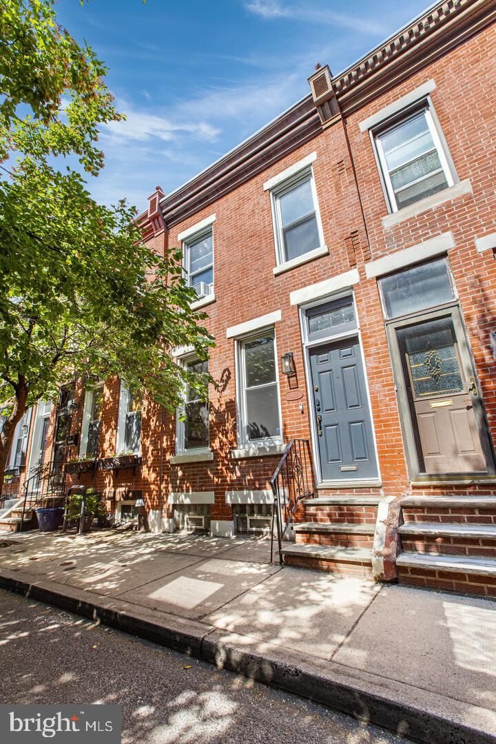 Property Photo:  892 N Bucknell Street  PA 19130 