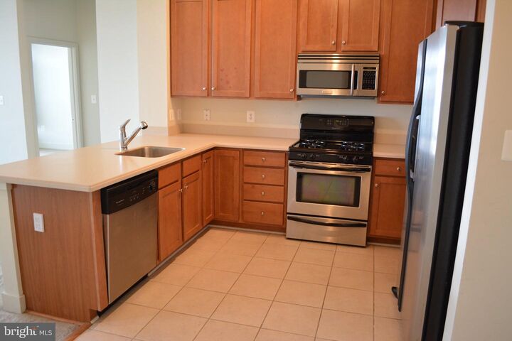 Property Photo:  1500 Thames Street 305  MD 21231 