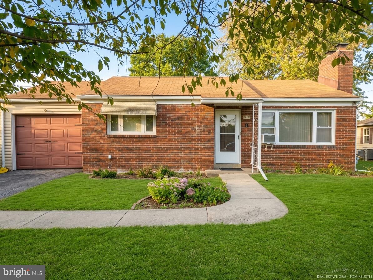 Property Photo:  415 N Progress Avenue  PA 17109 