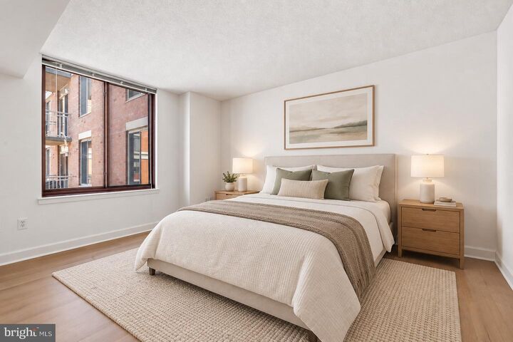 Property Photo:  1205 N Garfield Street 911  VA 22201 