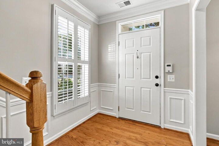 Property Photo:  1401 Roundhouse Lane  VA 22314 