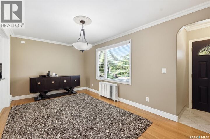 Property Photo:  220 3rd Street E  SK S7H 1L3 