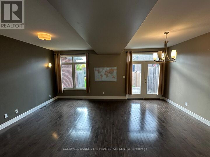 Property Photo: 48 Hanover Court ON K8N 0B1