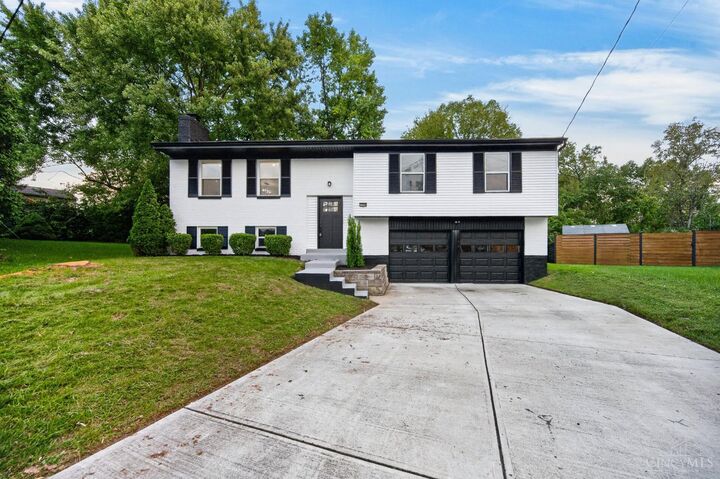 Property Photo: 12080 Greystone Court OH 45240