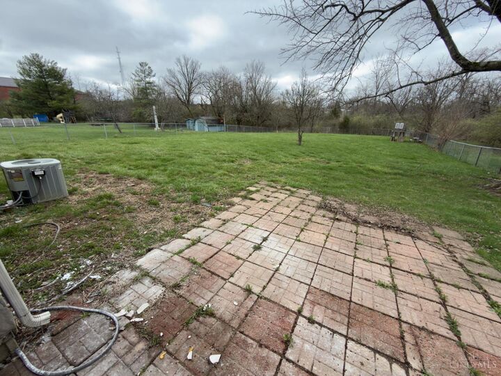 Property Photo: 7723 West Chester Road OH 45069